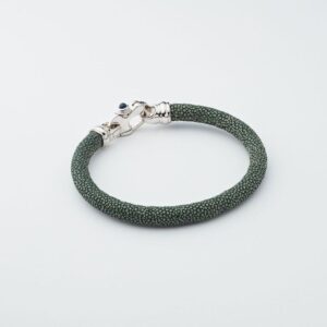GENUINE STINGRAY BRACELET WITH MARINER'S CLASP