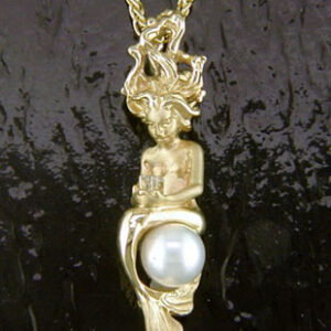 MERMAID PENDANT WITH PEARL & DIAMONDS