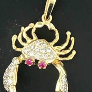 STONE CRAB PENDANT DIAMOND WITH RUBY EYES